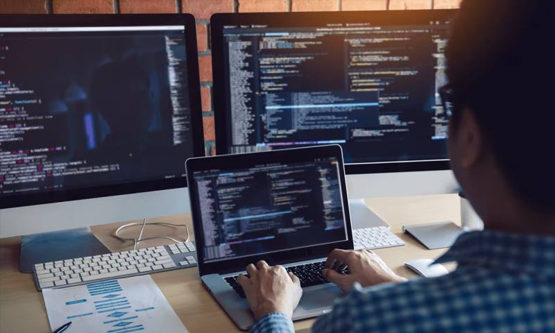 数据科学选型:R与Python如何赋能永寿县网站建设?